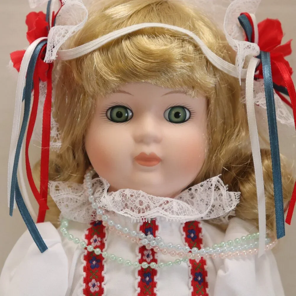 American Dreams Porcelain‎ Doll Collection Marta from Poland
